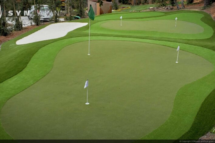image of SYNLawn Calgary CA golf artificial grass for putting greens with slopes